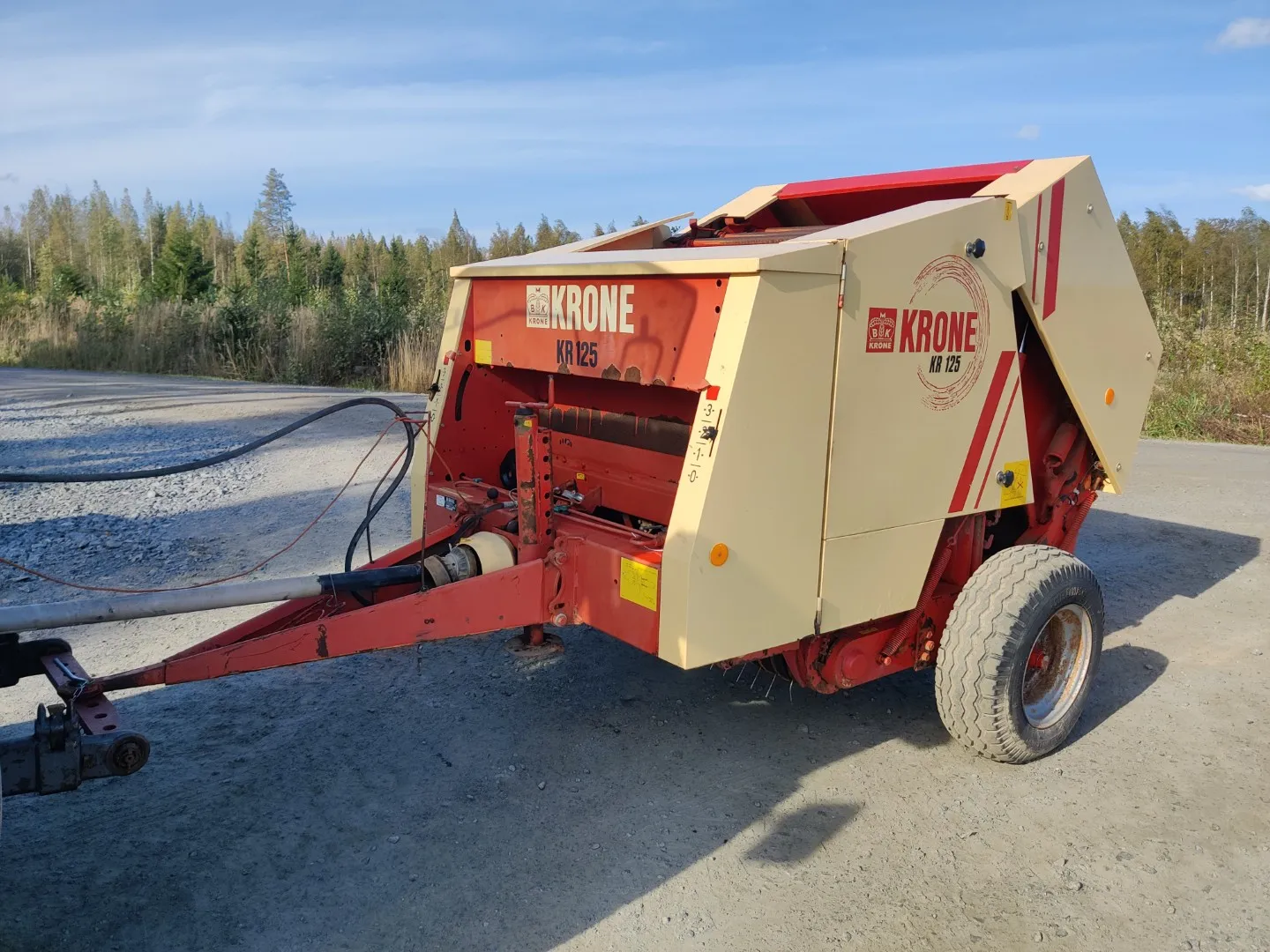 Krone KR125 pyöröpaalain / Katso video!