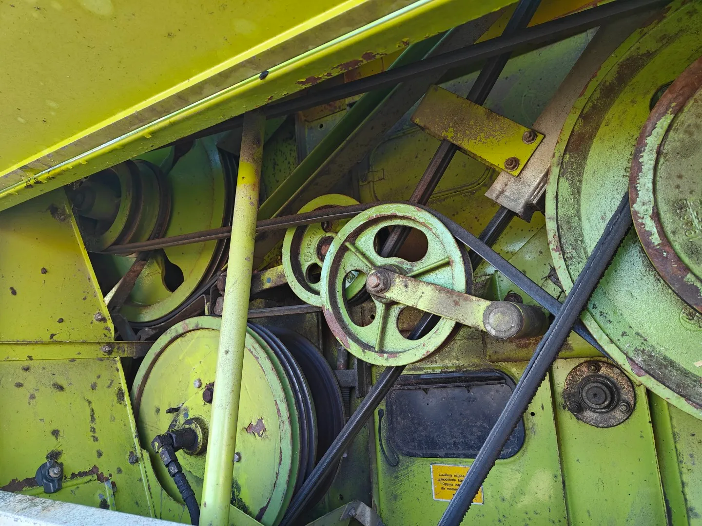 Claas Dominator 58 leikkuupuimuri / Katso video!