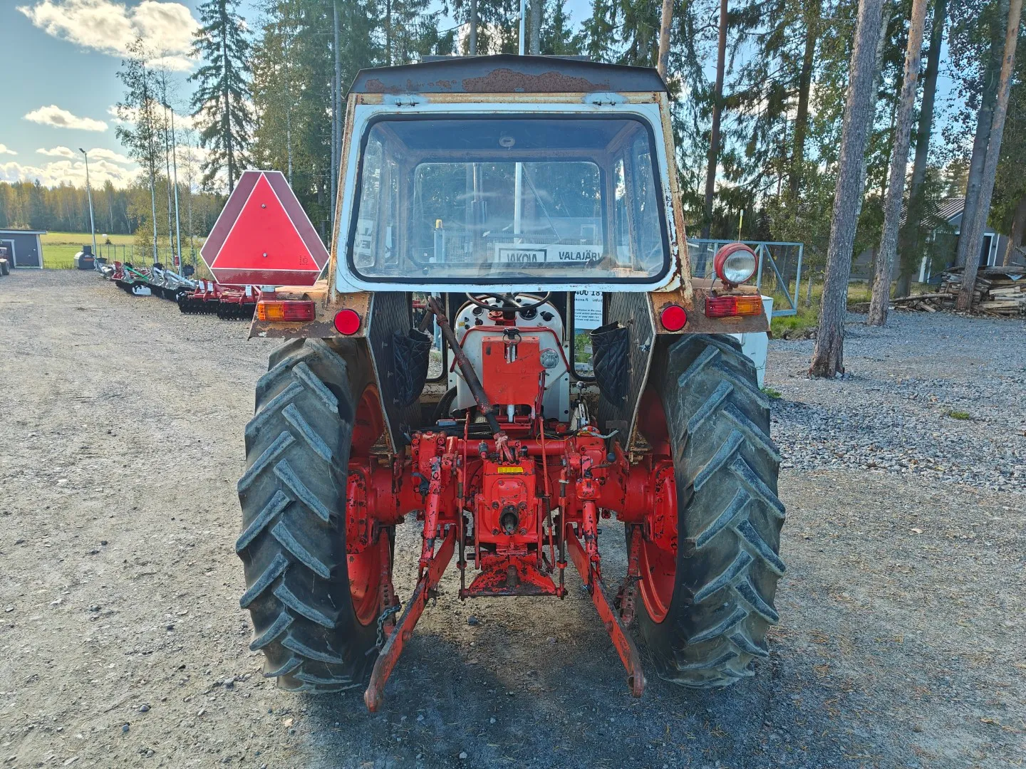 David Brown 995 traktori / 2930h - alkuperäiskuntoinen - Video!