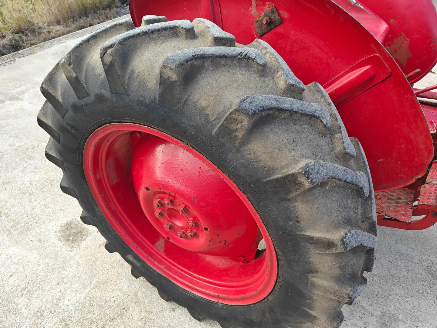 Valmet 361D traktori / Katso video! Myydään asiakkaan lukuun!