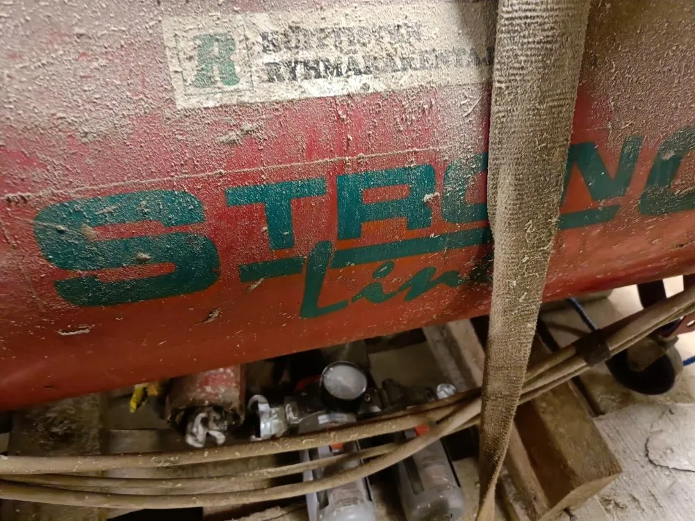 Tasoituslaastin levityskone Cura / Kompressori Strong Line