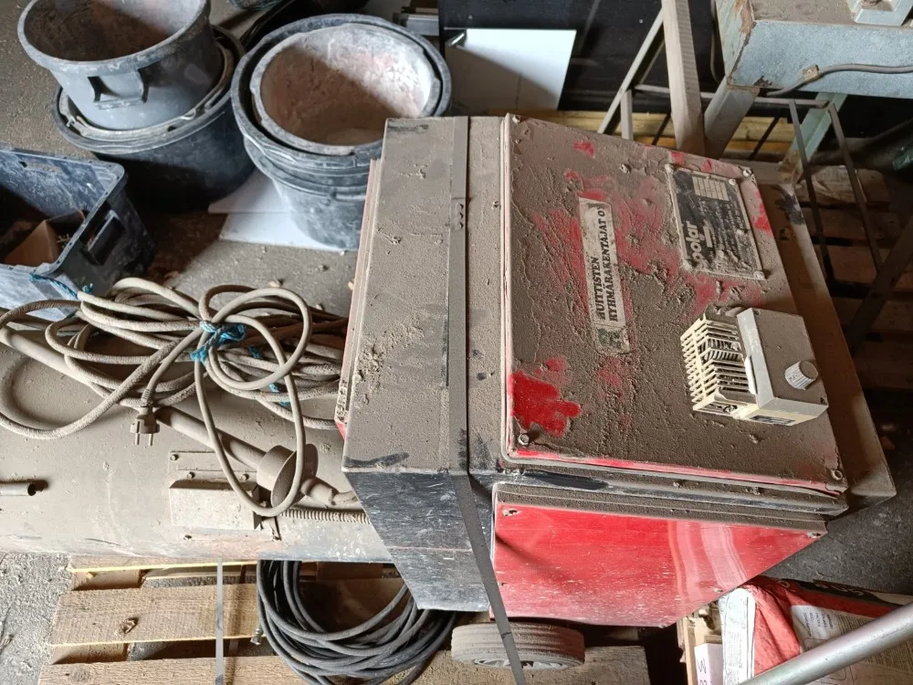 Puhallin Polar Roudax, dieselkäyttönen / Myydään asiakkaan lukuun!