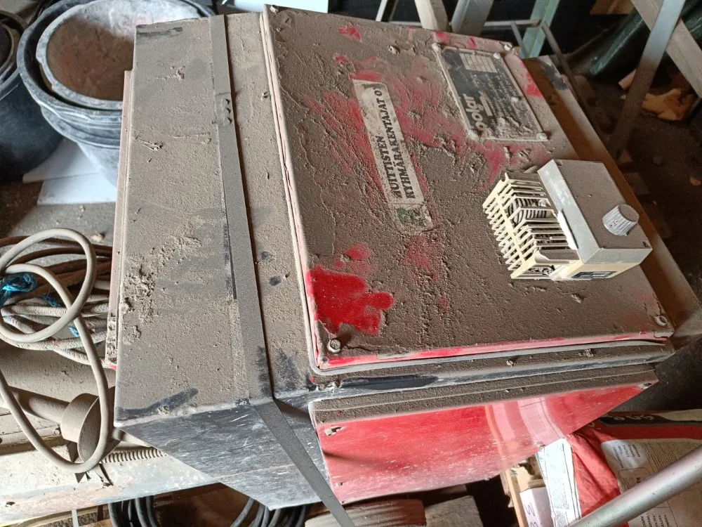 Puhallin Polar Roudax, dieselkäyttönen / Myydään asiakkaan lukuun!