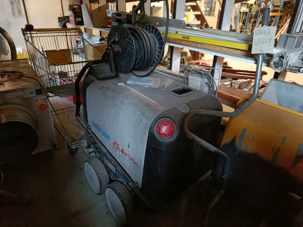 Kuumavesipesuri Kränzle / Myydään asiakkaan lukuun!