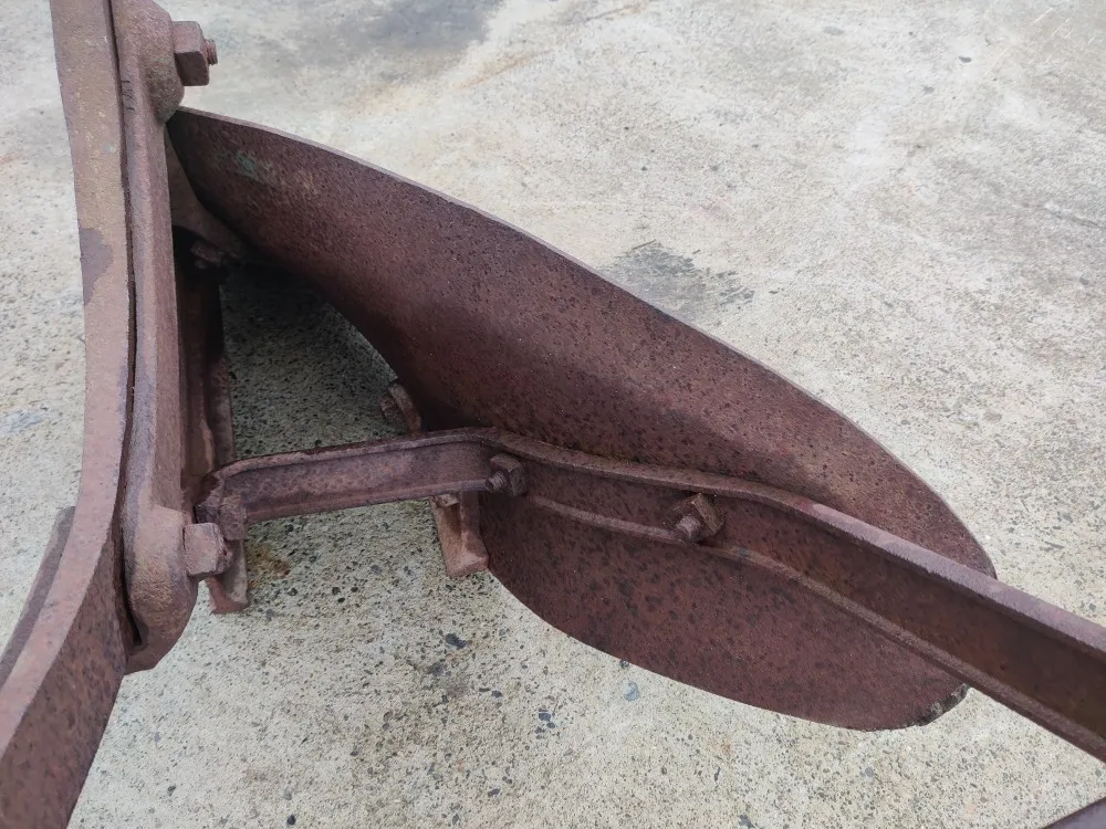 Hevoskyntöaura / ja varaosakone mukaan