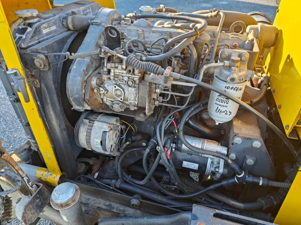 Wille 445 - kauhalla ja nivelauralla / Myydään asiakkaan lukuun - Katso video!