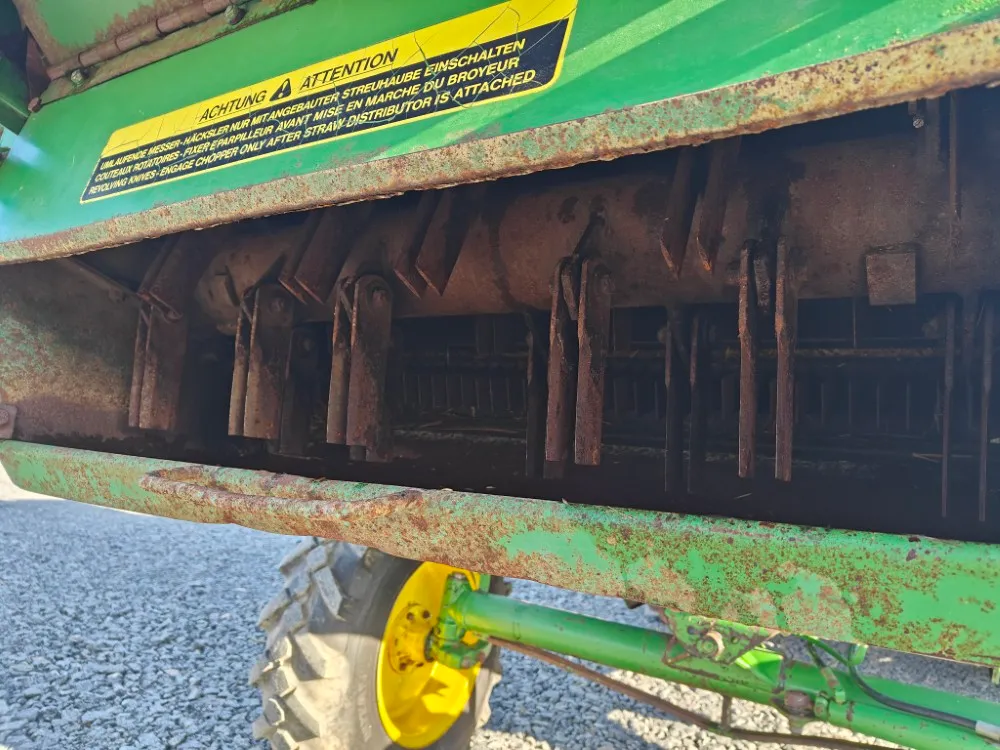 John Deere 1032 leikkuupuimuri / Katso video!