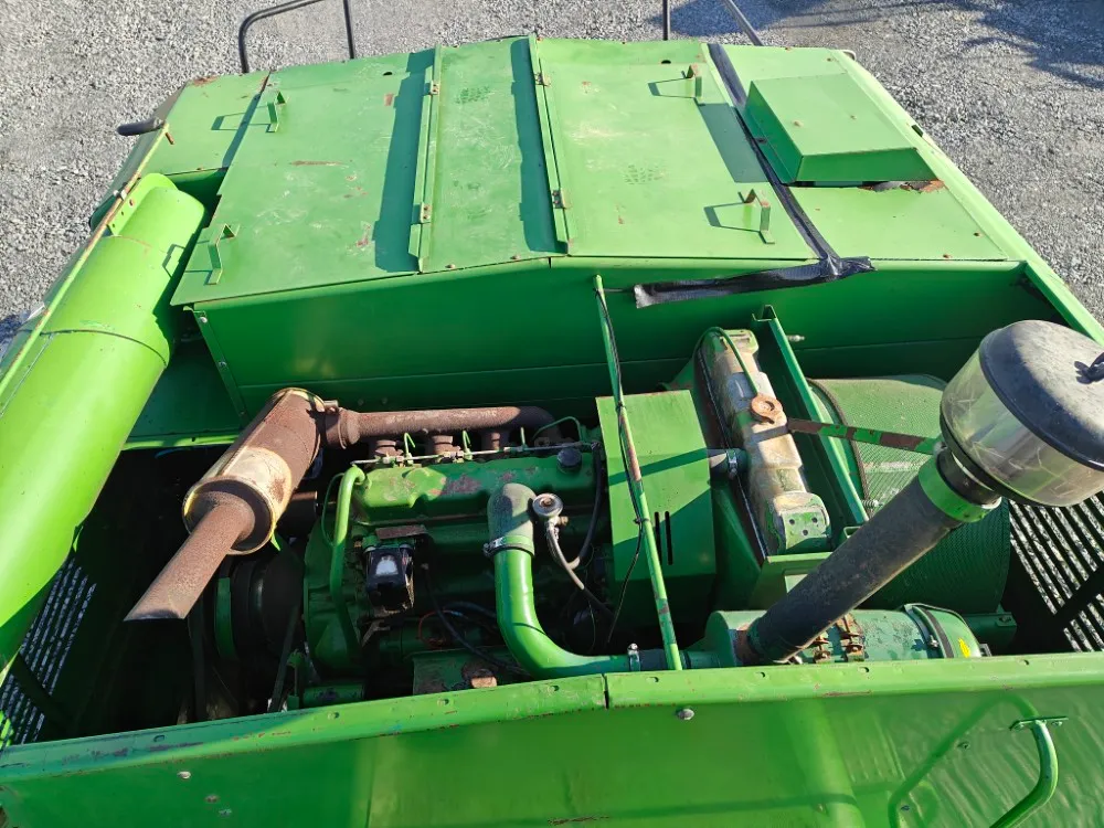 John Deere 1032 leikkuupuimuri / Katso video!