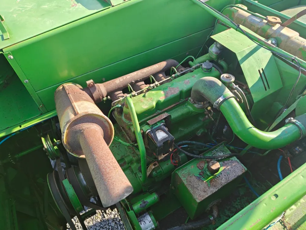 John Deere 1032 leikkuupuimuri / Katso video!