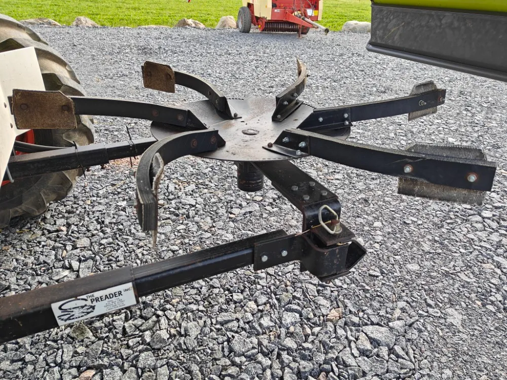 Ruumeenlevitin Spreader Inc / Claas 58S leikkuupuimureista - VIDEO