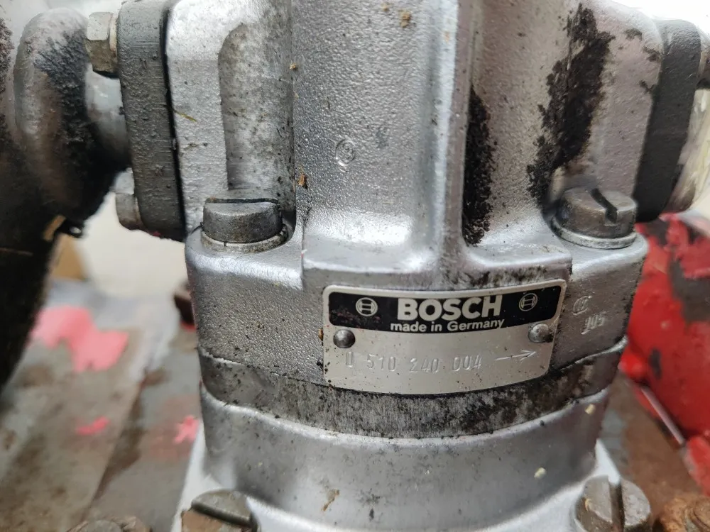 Ruumeenlevitin Spreader Inc / Claas 58S leikkuupuimureista - VIDEO