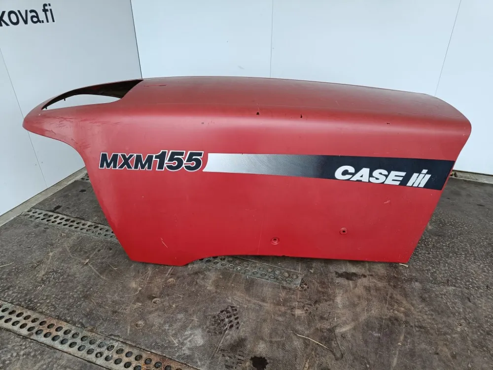 Case IH MXM 155 konepeitto / Traktorin konepelti