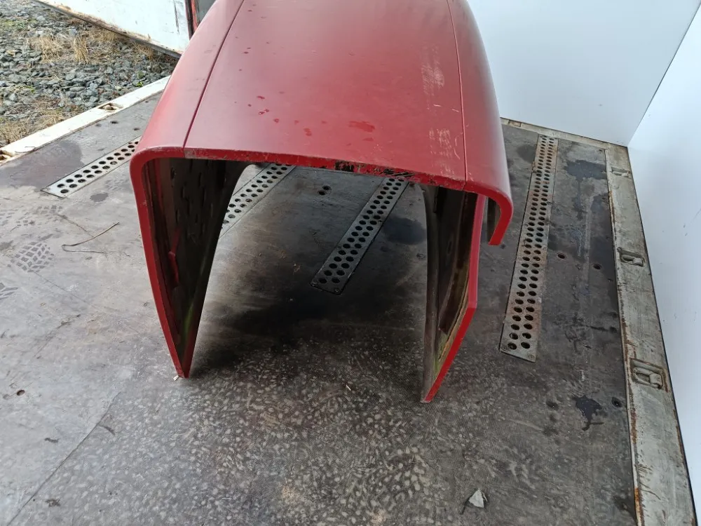 Case IH MXM 155 konepeitto / Traktorin konepelti