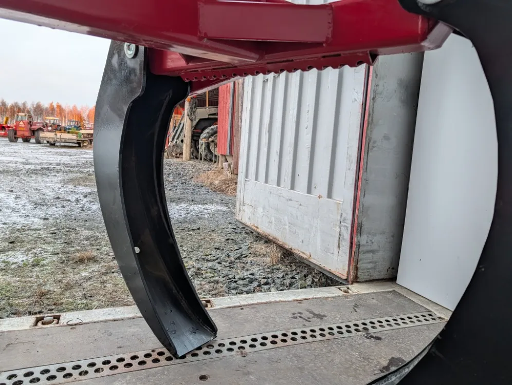 Kipa juontokoura vinssipaketilla / Hydraulikääntö - Katso video!