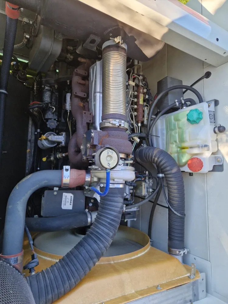 Claas Dominator 130 leikkuupuimuri / Työleveys 420cm - 1620h - Siisti kone!