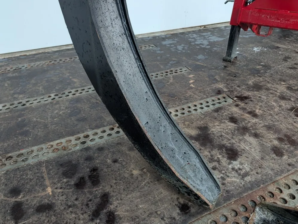 Kipa juontokoura vinssipaketilla / Hydraulikääntö - Koekäytetty - TARJOUS!