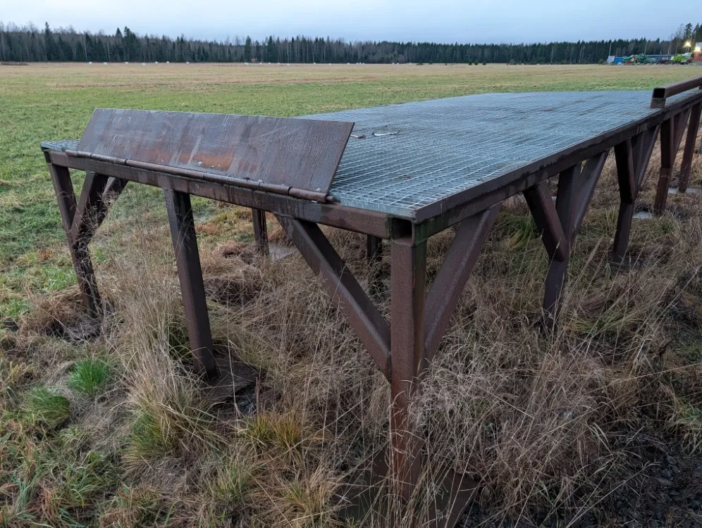 Lastausramppi - pituus 12m / Leveys 300cm - Järeästi rakennettu