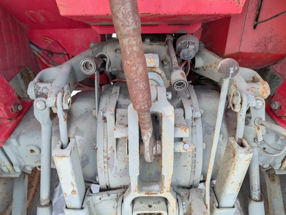 Massey Ferguson 165S MultiPower / Katso video!