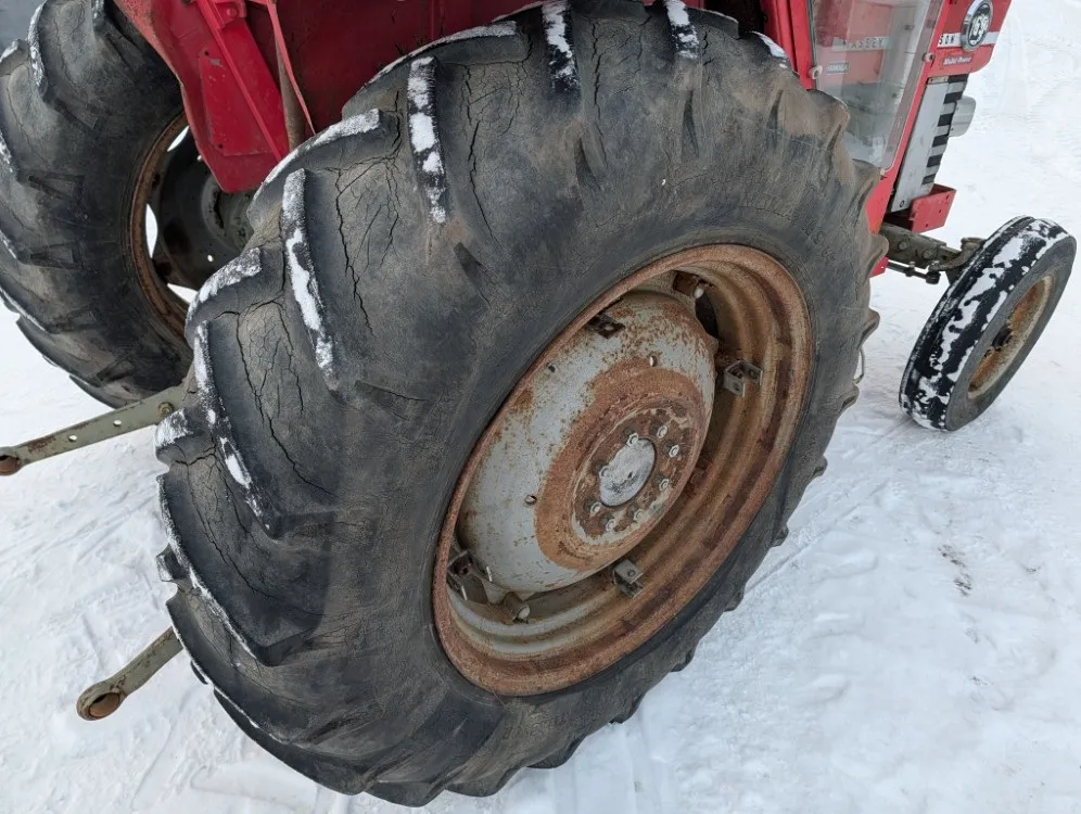 Massey Ferguson 165S MultiPower / Katso video!