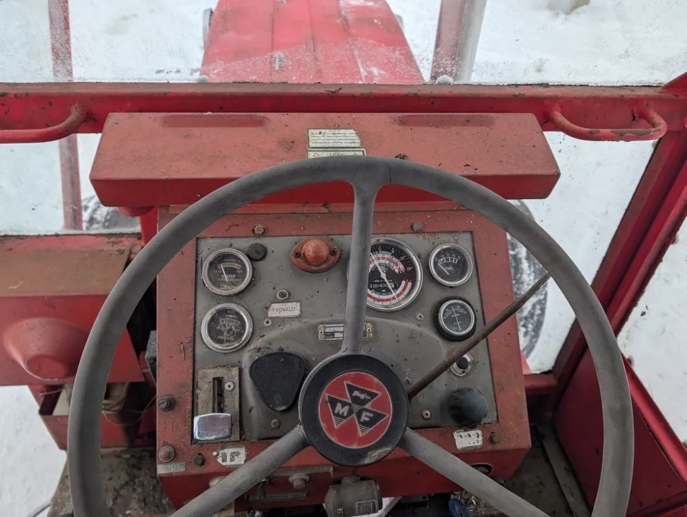 Massey Ferguson 165S MultiPower / Katso video!