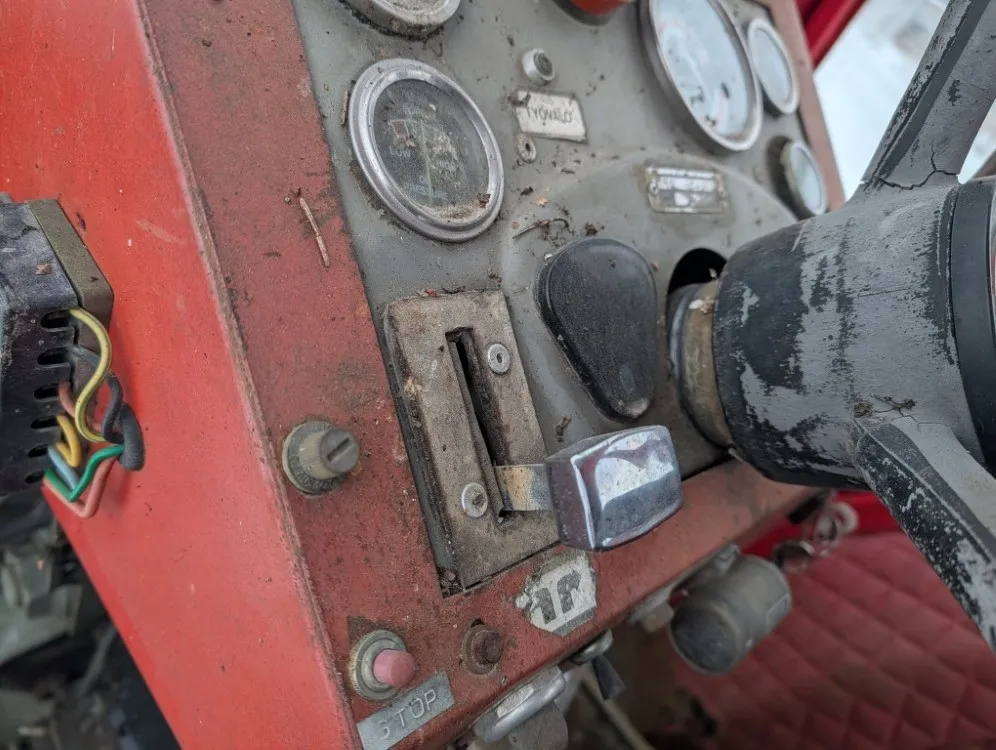 Massey Ferguson 165S MultiPower / Katso video!