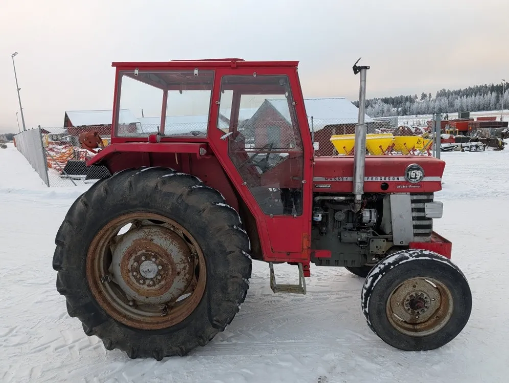 Massey Ferguson 165S MultiPower / Katso video!