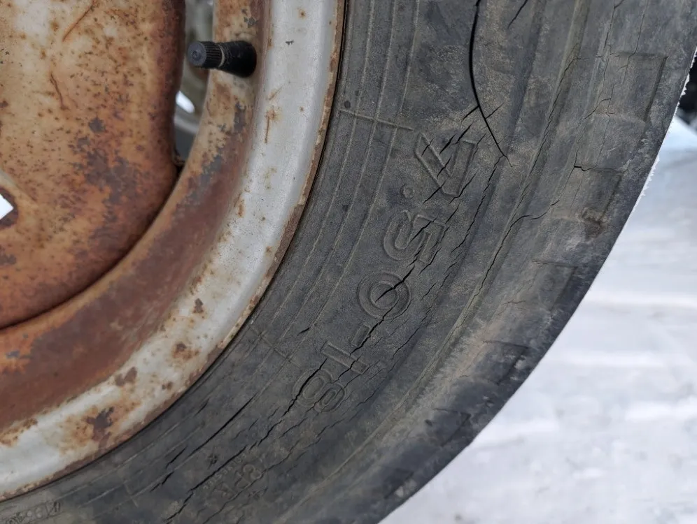 Massey Ferguson 165S MultiPower / Katso video!