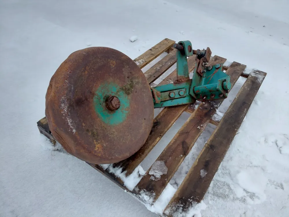 Kverneland sarka-auran tukipyörä / Alkuperäinen, käytetty