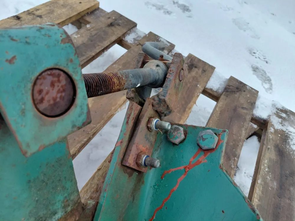 Kverneland sarka-auran tukipyörä / Alkuperäinen, käytetty