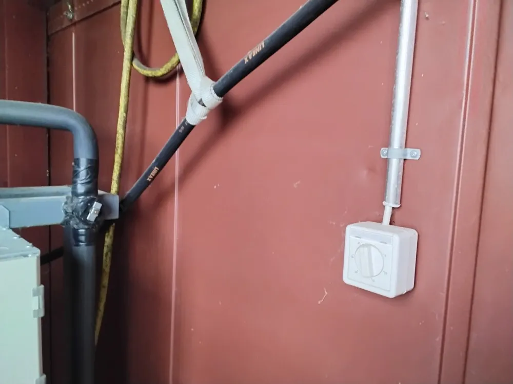 Pakastuslaitteet marjatilalta / Myydään asiakkaan lukuun!