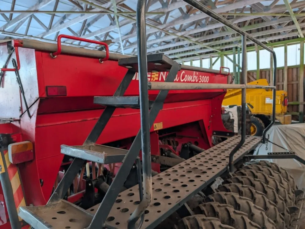 Tume Nova Combi 300cm kylvölannoitin / Täyskiekkokone - Myydään asiakkaan lukuun