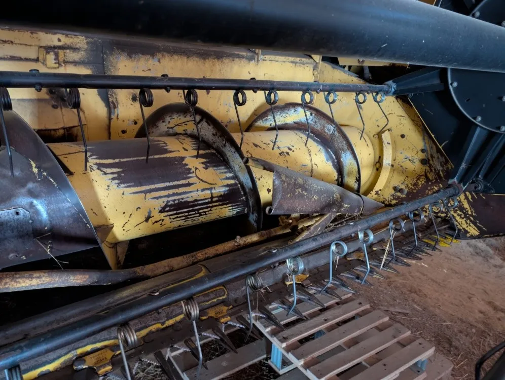 New Holland TX32 leikkuupuimuri / Myydään asiakkaan lukuun