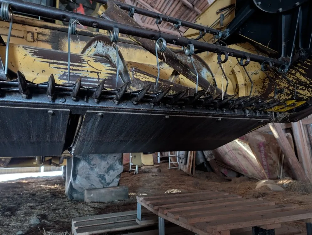 New Holland TX32 leikkuupuimuri / Myydään asiakkaan lukuun