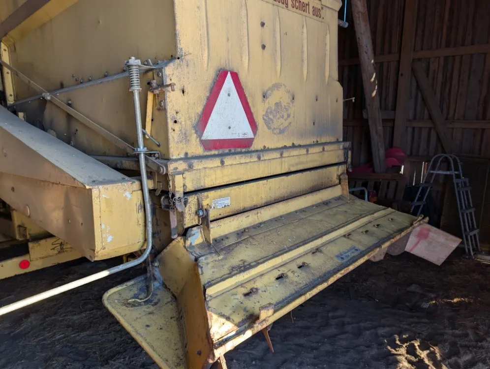 New Holland TX32 leikkuupuimuri / Myydään asiakkaan lukuun