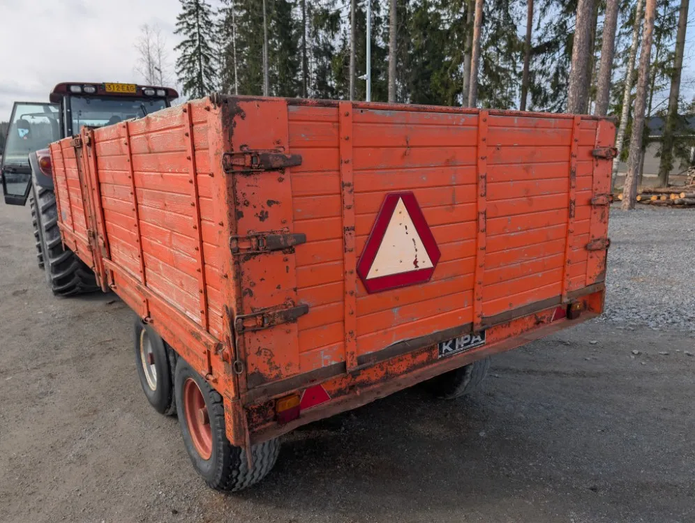 Kipa telikippikärry 11 tn - peltipohja / Hydrauliset jarrut, alvillinen, katso video!