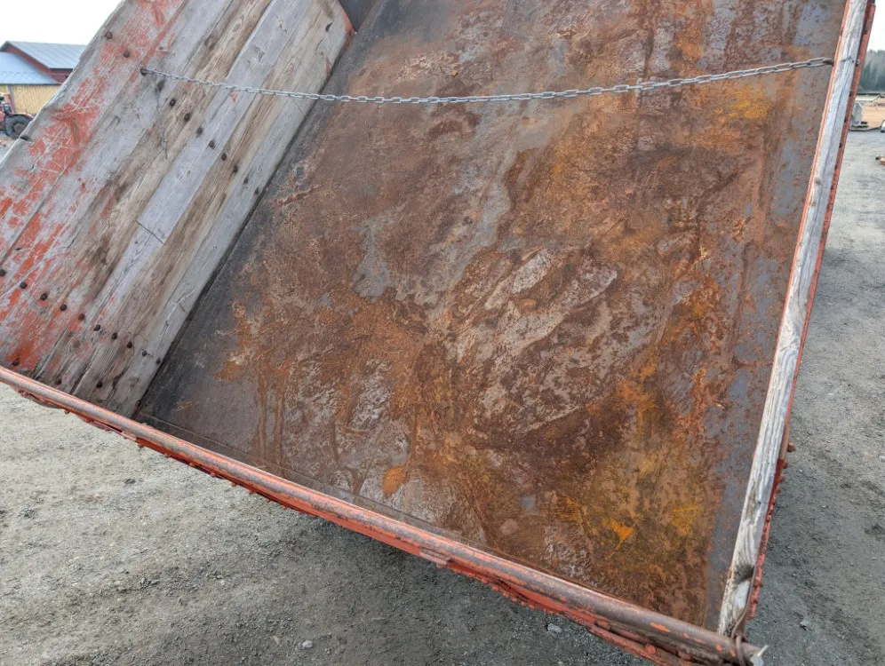 Kipa telikippikärry 11 tn - peltipohja / Hydrauliset jarrut, alvillinen, katso video!