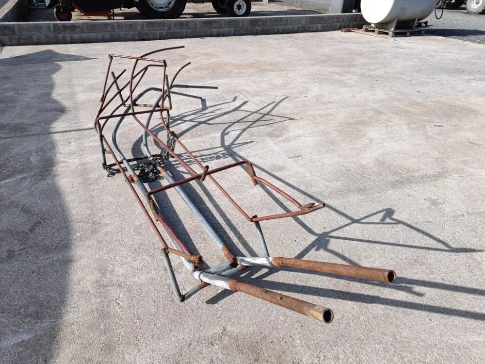 Paalirata sivulle heittävä / Welger AP42 paalaimesta