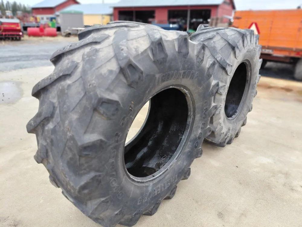 Trelleborg TM800 - traktorin renkaat / 540/65R24 - 2 kpl