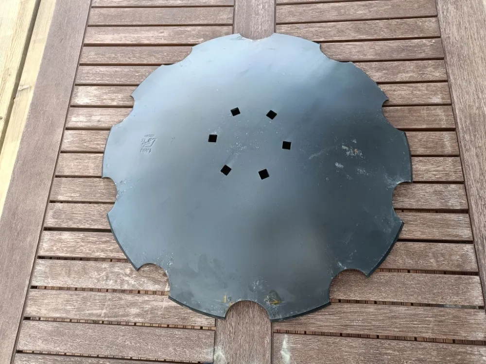 Lautasmuokkaimen kiekko 560mm / 6-pulttinen - Strumyk Tiger
