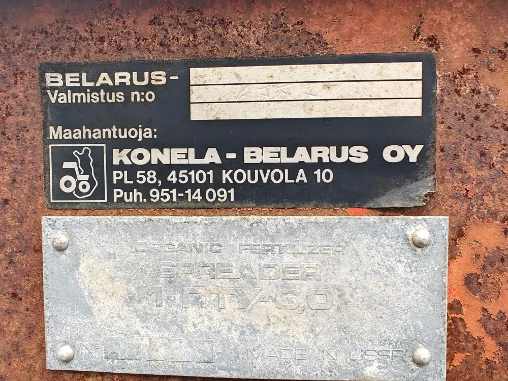 Belarus kuivalannan levitysvaunu / KATSO VIDEO - Lantakärry - Klapikärry