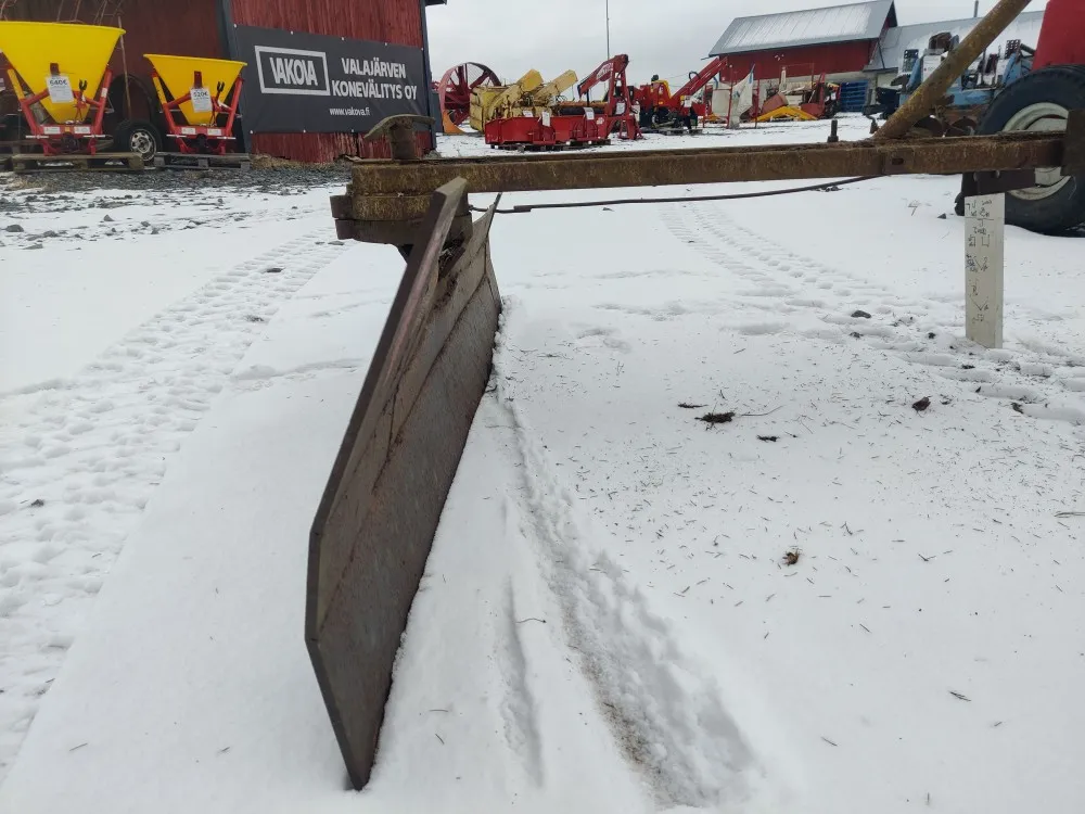 Perälevy 200cm pikkutraktoriin / käytetty, ei ympäripyörivä