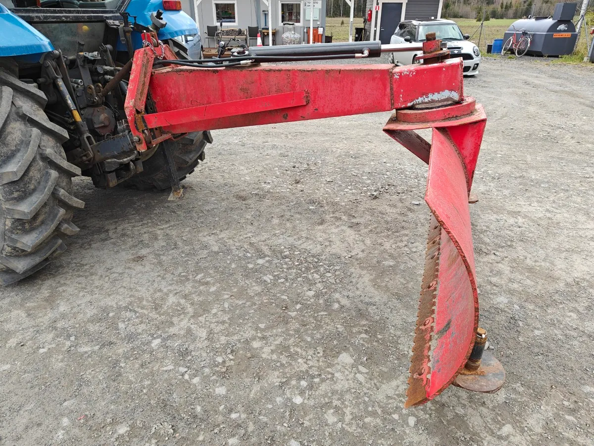 Perälevy 250cm - järeä / Hydraulisesti kääntyvä