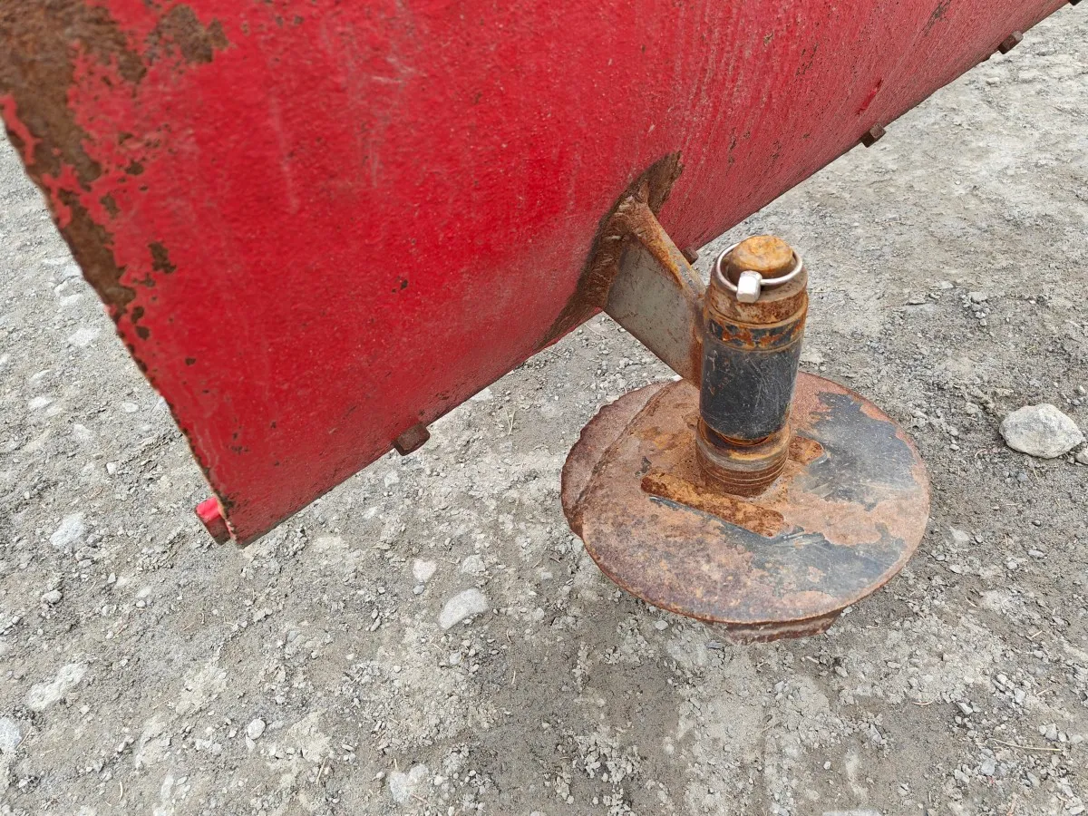 Perälevy 250cm - järeä / Hydraulisesti kääntyvä
