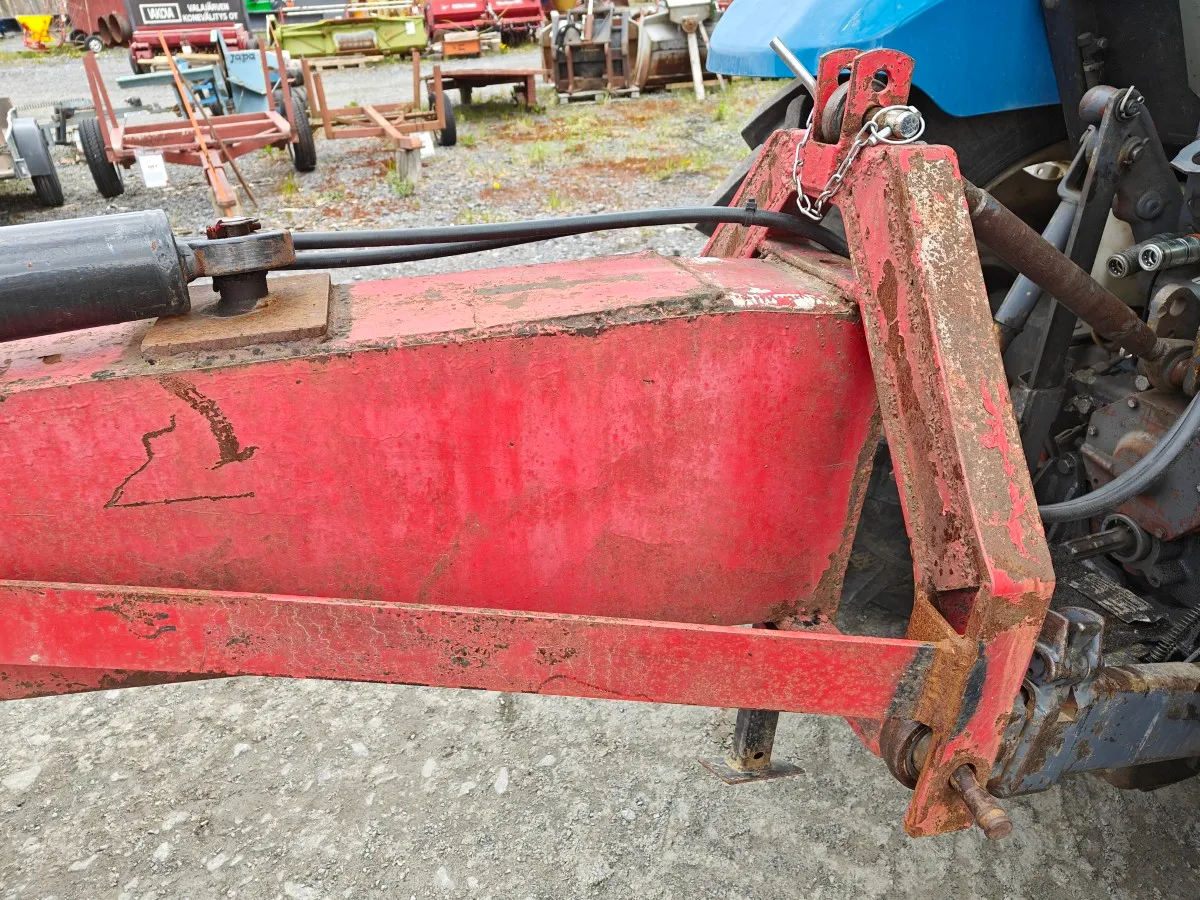 Perälevy 250cm - järeä / Hydraulisesti kääntyvä