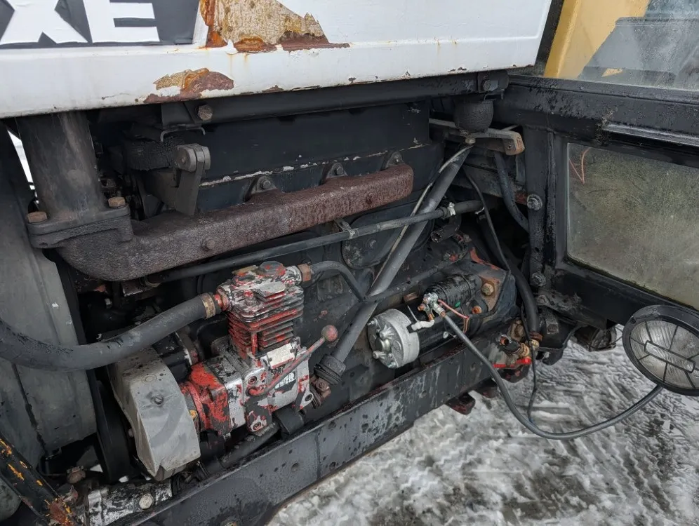 Ursus 385 De Luxe traktori / Takaveto - hyvät renkaat - Katso video!