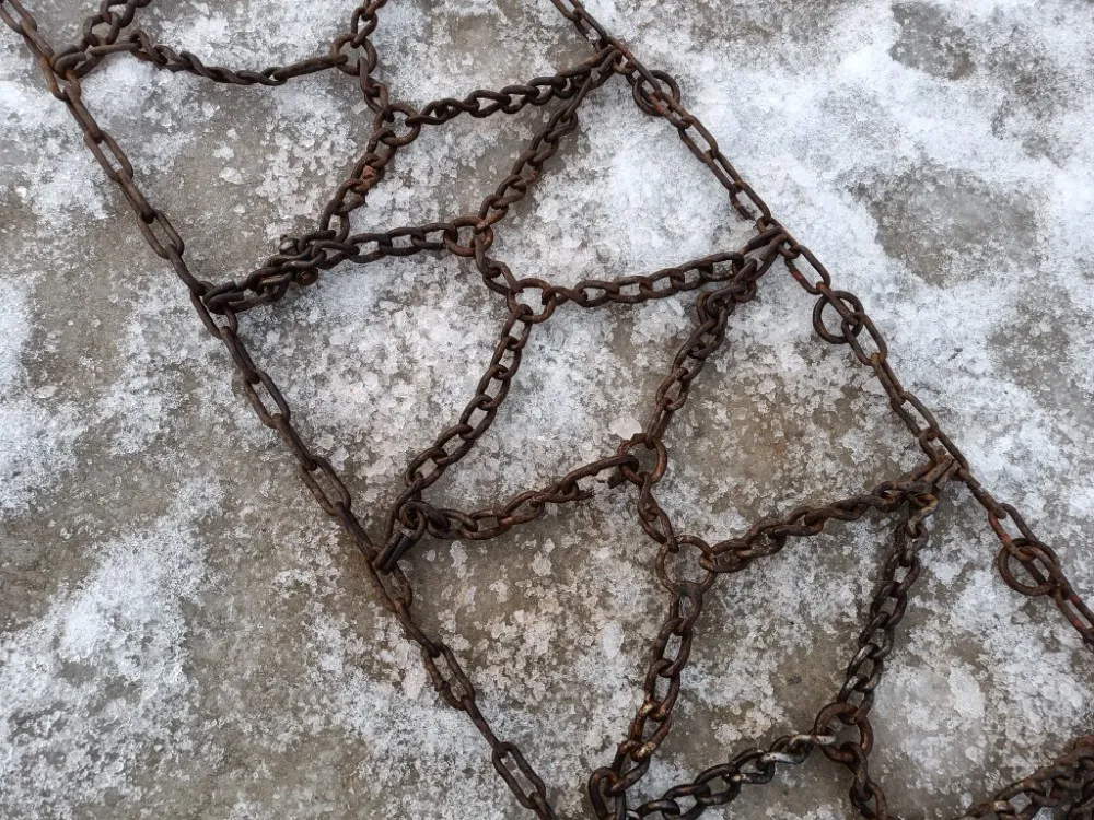 Lumiketjupari traktoriin - 8 mm / Hieman eri kokoiset