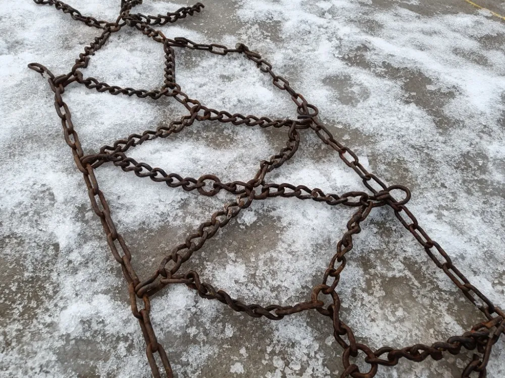 Lumiketjupari traktoriin - 8 mm / Hieman eri kokoiset