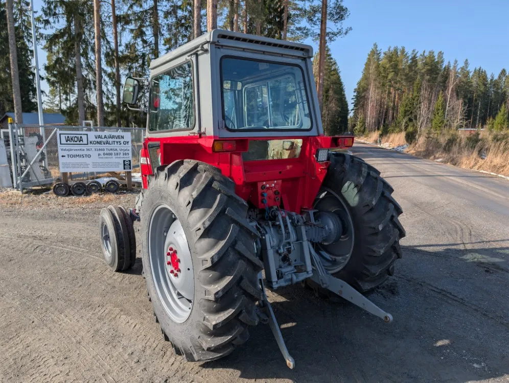 Massey Ferguson 590 traktori / Uudet renkaat, siisti kone, katso video!